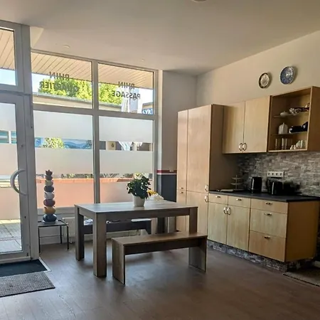 Rhin Quartier Hostel-style